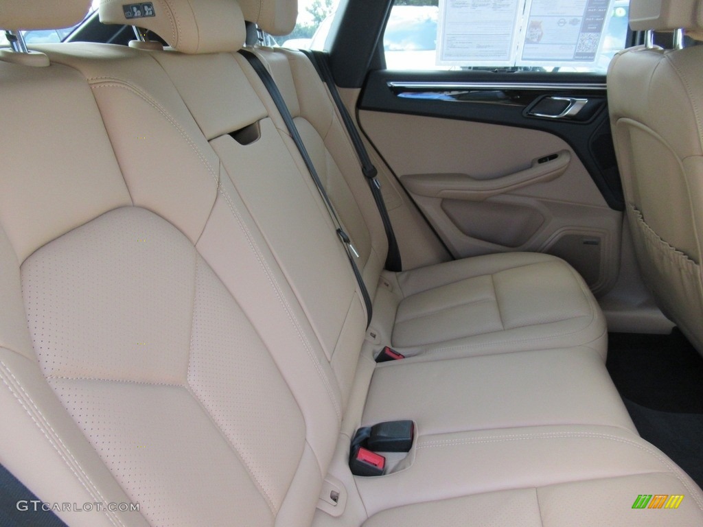 2017 Macan S - White / Luxor Beige photo #14