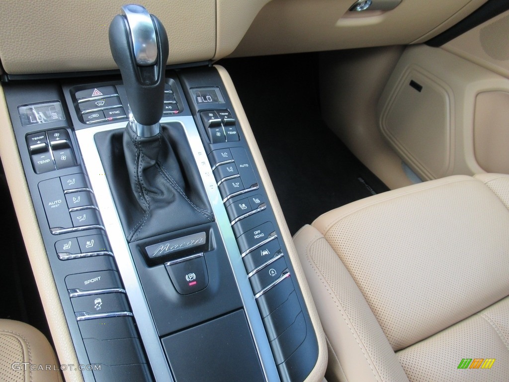 2017 Macan S - White / Luxor Beige photo #19