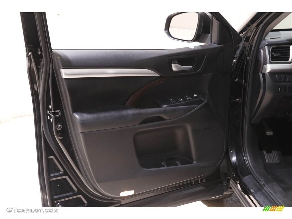 2015 Highlander XLE AWD - Attitude Black Metallic / Black photo #4