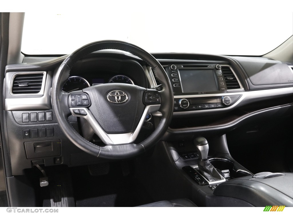 2015 Highlander XLE AWD - Attitude Black Metallic / Black photo #6