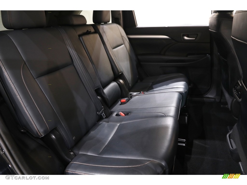 2015 Highlander XLE AWD - Attitude Black Metallic / Black photo #16