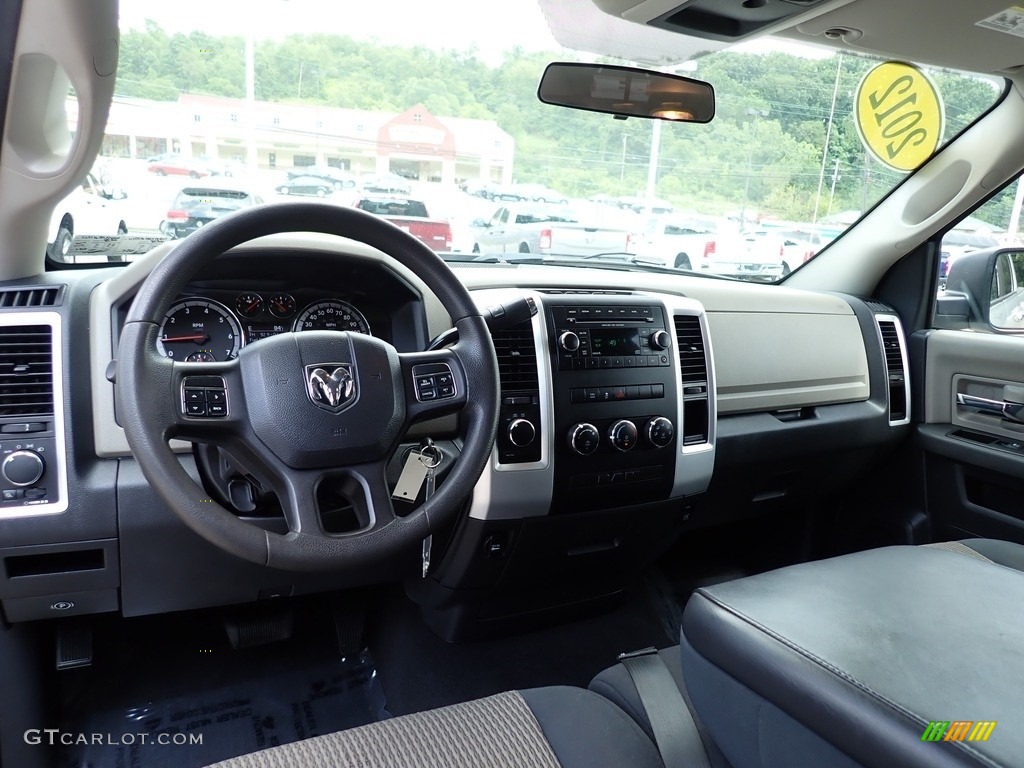2012 Ram 1500 SLT Quad Cab 4x4 - Bright Silver Metallic / Light Pebble Beige/Bark Brown photo #12