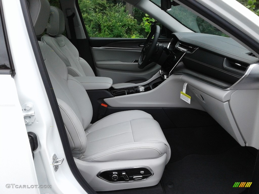 2021 Jeep Grand Cherokee L Overland 4x4 Front Seat Photo #142604726