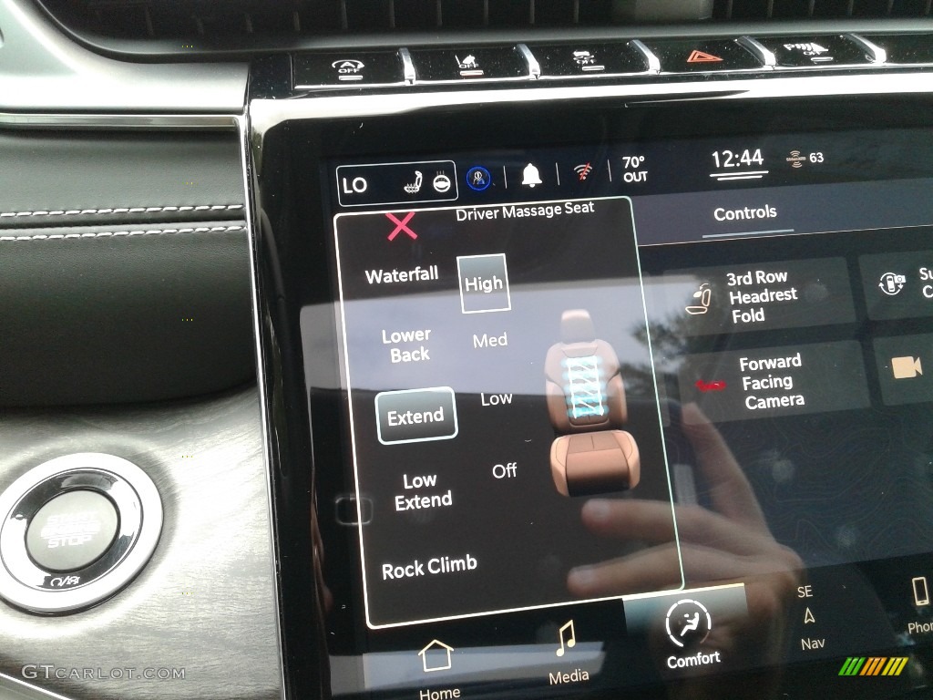2021 Jeep Grand Cherokee L Overland 4x4 Controls Photo #142604981