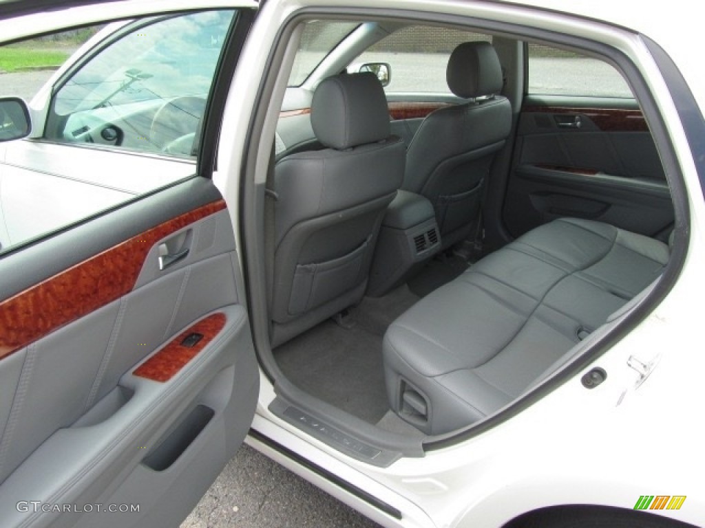 2006 Avalon Limited - Blizzard White Pearl / Ivory photo #19