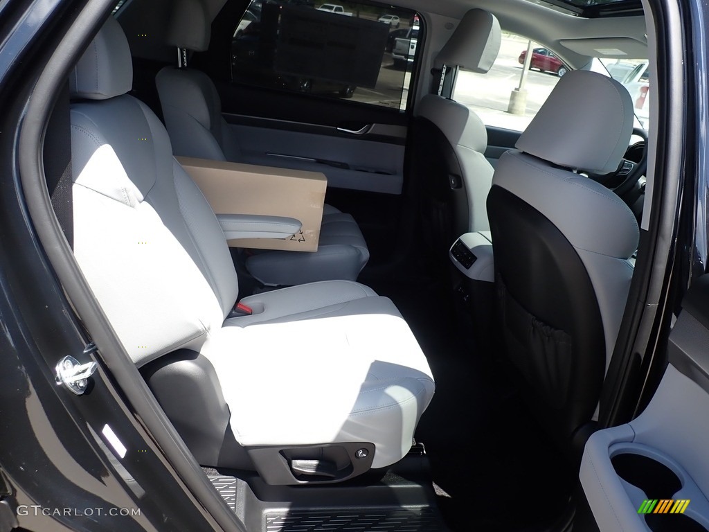 Gray/Black Interior 2022 Hyundai Palisade SEL AWD Photo #142606982