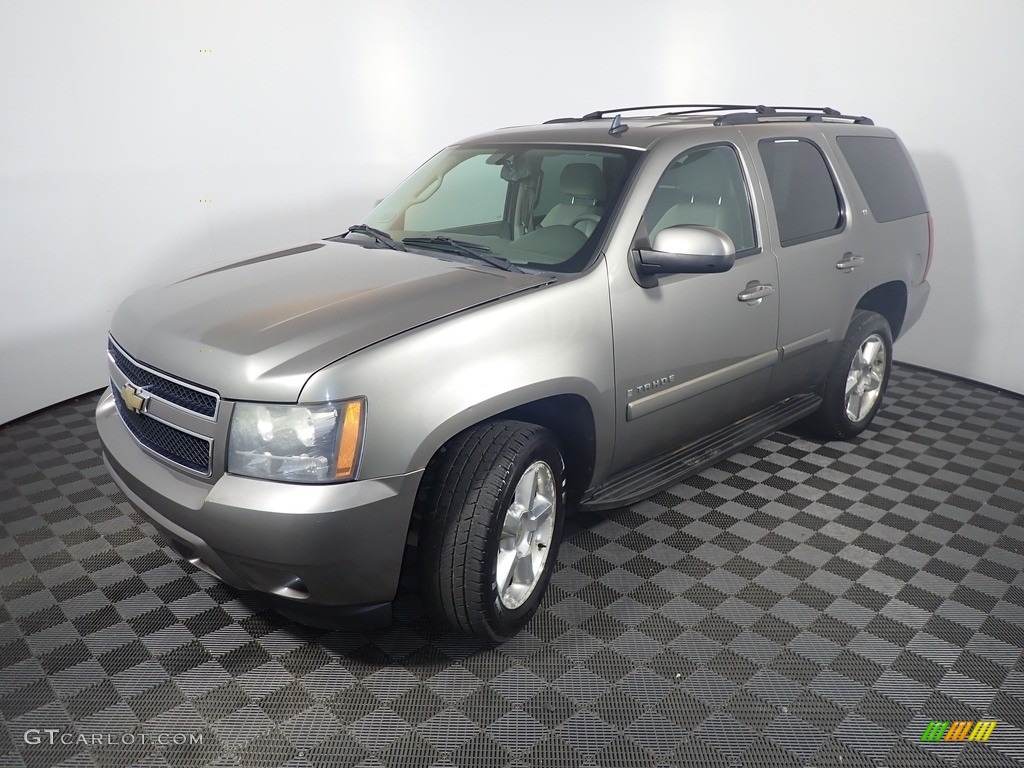 2009 Tahoe LT 4x4 - Graystone Metallic / Light Titanium photo #9