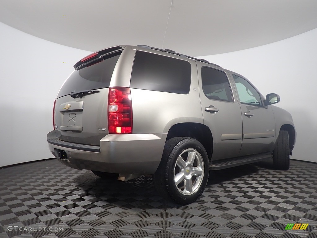 2009 Tahoe LT 4x4 - Graystone Metallic / Light Titanium photo #14