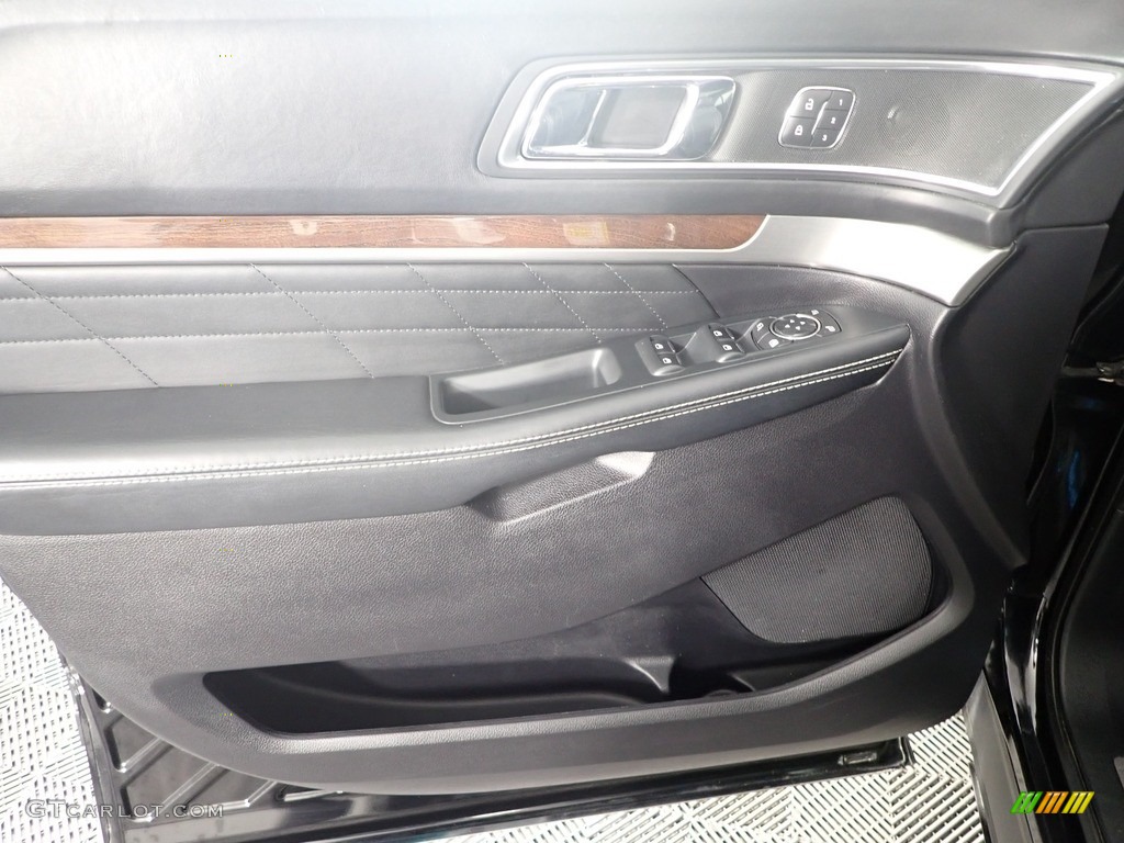 2018 Explorer Platinum 4WD - Shadow Black / Ebony Black photo #17