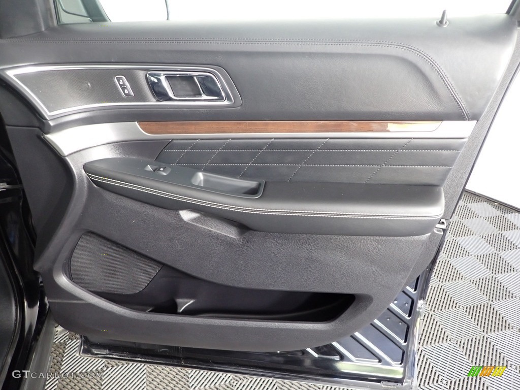 2018 Explorer Platinum 4WD - Shadow Black / Ebony Black photo #34