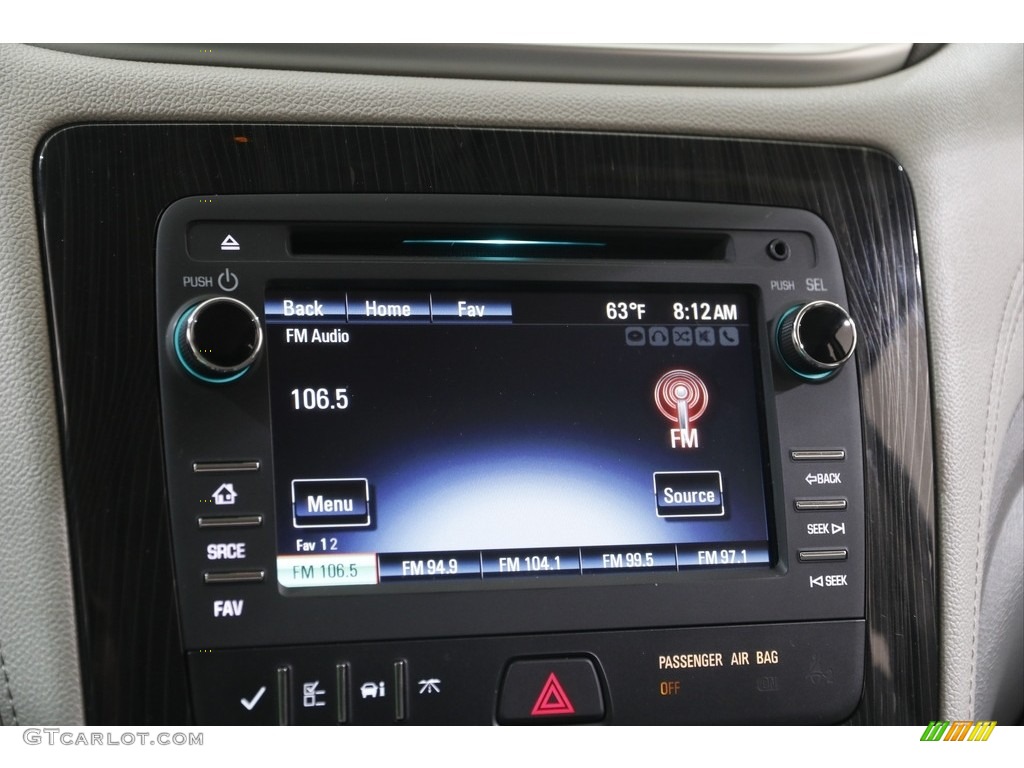 2017 Traverse LT - Summit White / Dark Titanium/Light Titanium photo #10