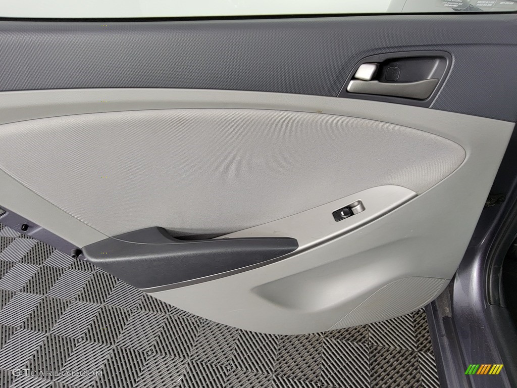 2015 Accent GLS - Triathlon Gray / Gray photo #21