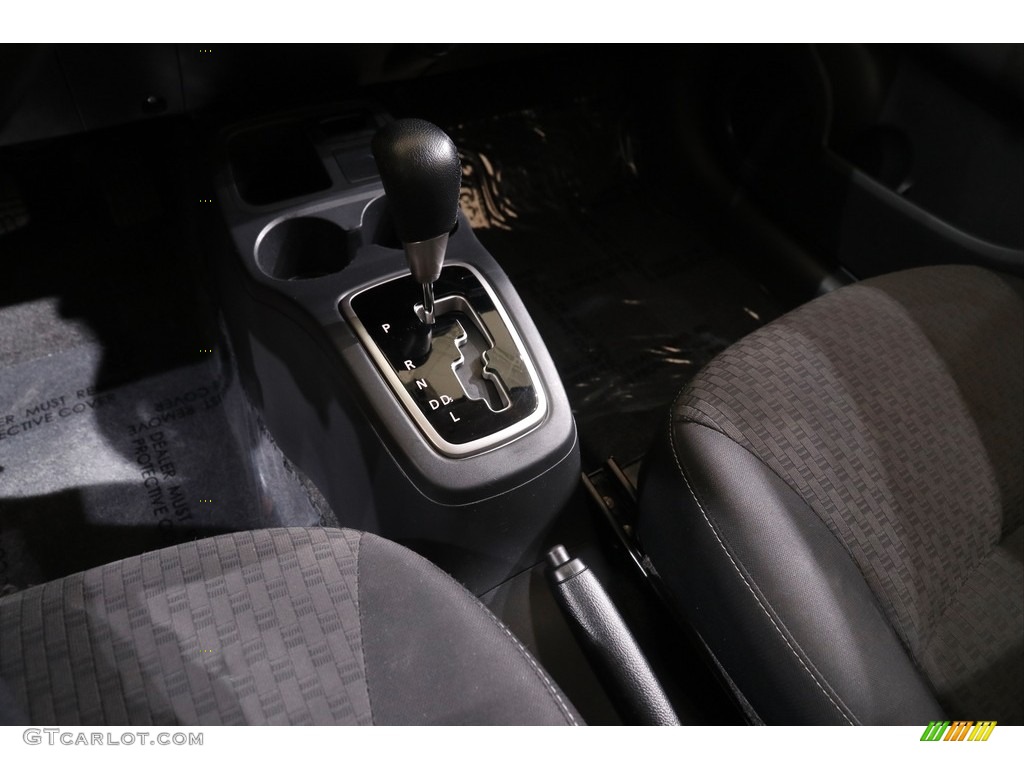 2017 Mitsubishi Mirage SE Transmission Photos