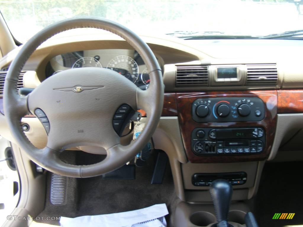 2002 Sebring LXi Sedan - Stone White / Sandstone photo #31