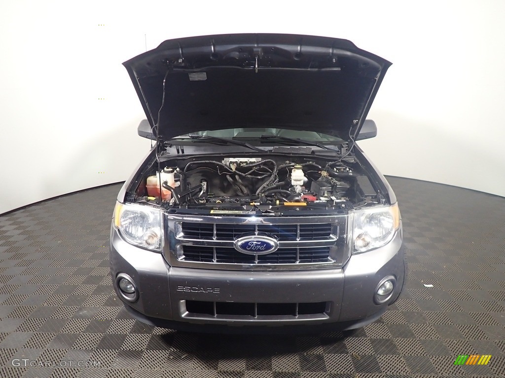 2012 Escape XLT 4WD - Sterling Gray Metallic / Charcoal Black photo #6