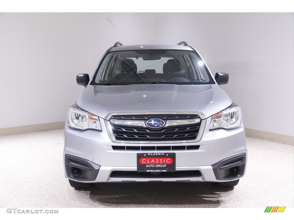 2018 Forester 2.5i - Ice Silver Metallic / Black photo #2
