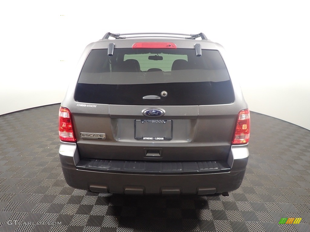 2012 Escape XLT 4WD - Sterling Gray Metallic / Charcoal Black photo #13
