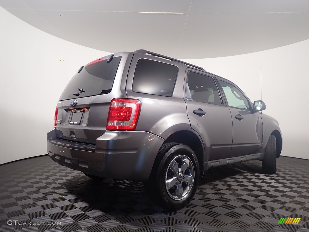 2012 Escape XLT 4WD - Sterling Gray Metallic / Charcoal Black photo #16