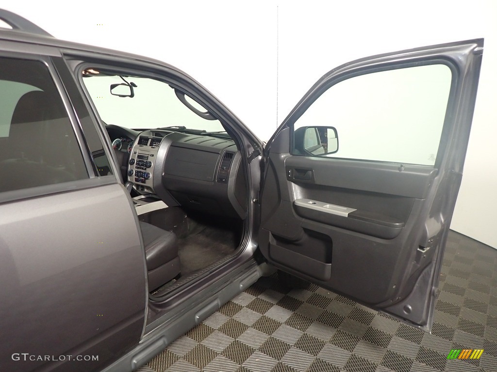 2012 Escape XLT 4WD - Sterling Gray Metallic / Charcoal Black photo #38