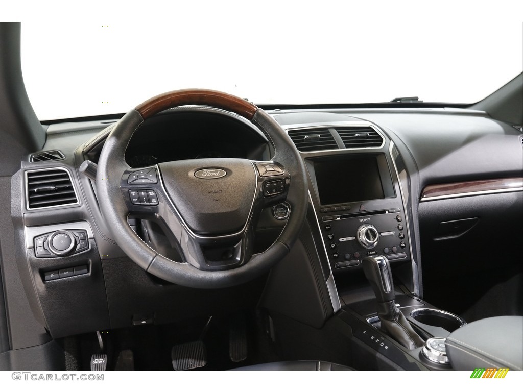 2018 Explorer Platinum 4WD - White Platinum / Ebony Black photo #6