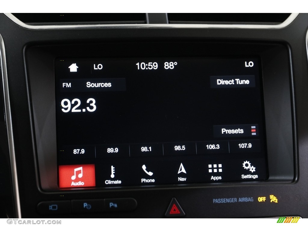 2018 Explorer Platinum 4WD - White Platinum / Ebony Black photo #10