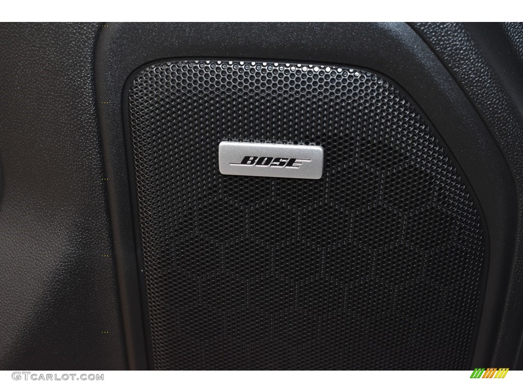 2022 GMC Sierra 2500HD Denali Crew Cab 4WD Audio System Photos