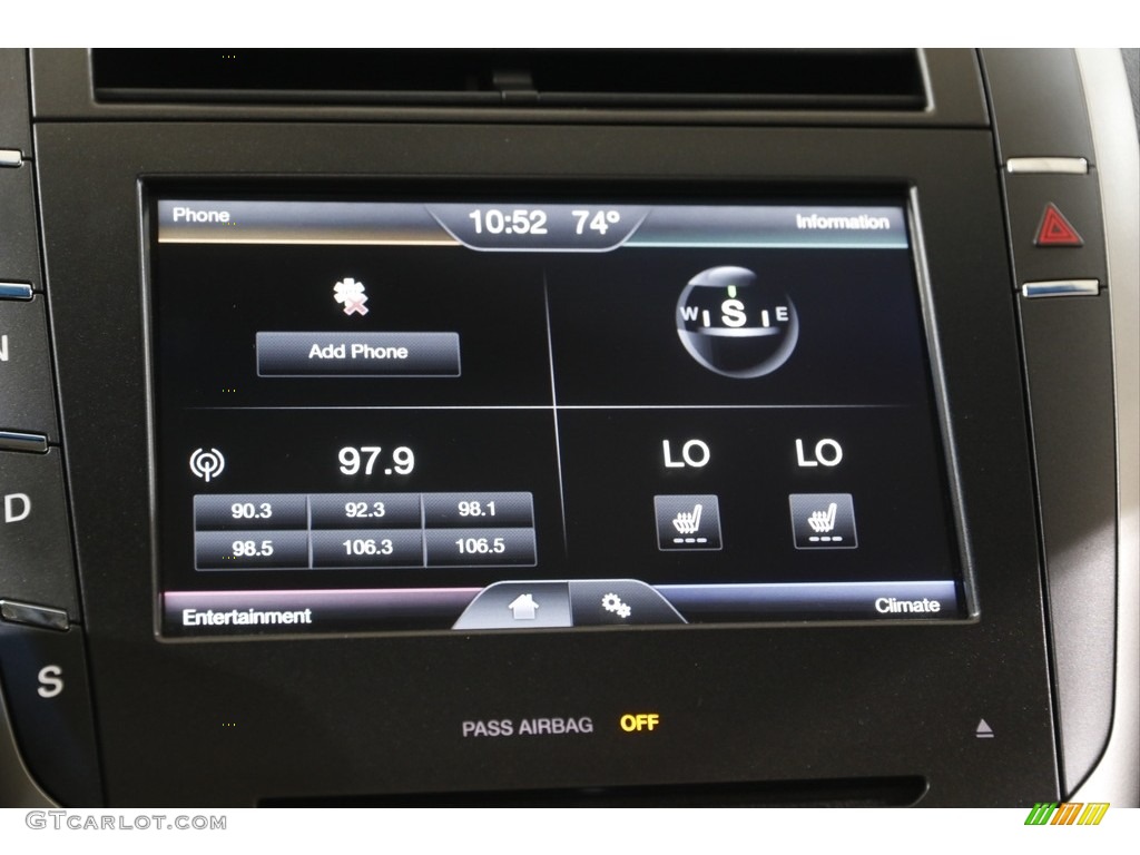 2015 Lincoln MKZ AWD Controls Photo #142615269