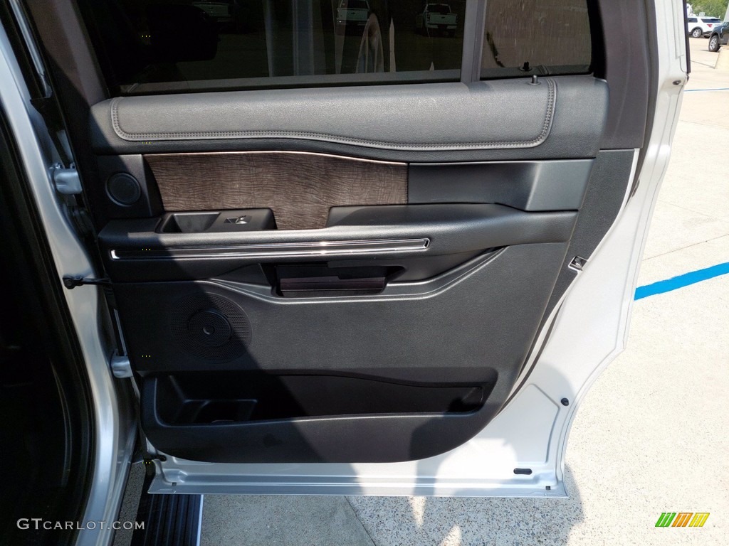 2018 Expedition Limited Max - Ingot Silver / Ebony photo #28