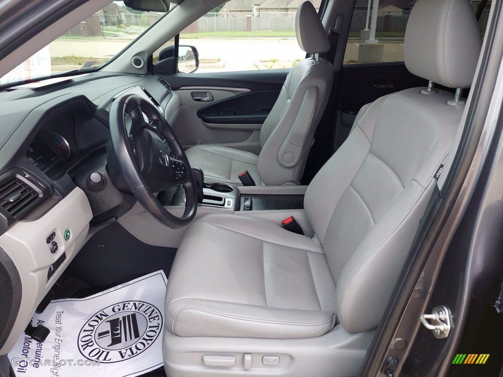 Gray Interior 2019 Honda Pilot EX-L Photo #142618531