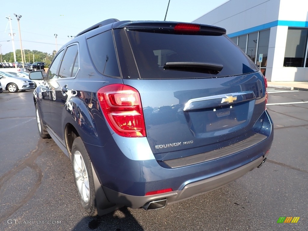 2017 Equinox LT AWD - Patriot Blue Metallic / Light Titanium/Jet Black photo #5