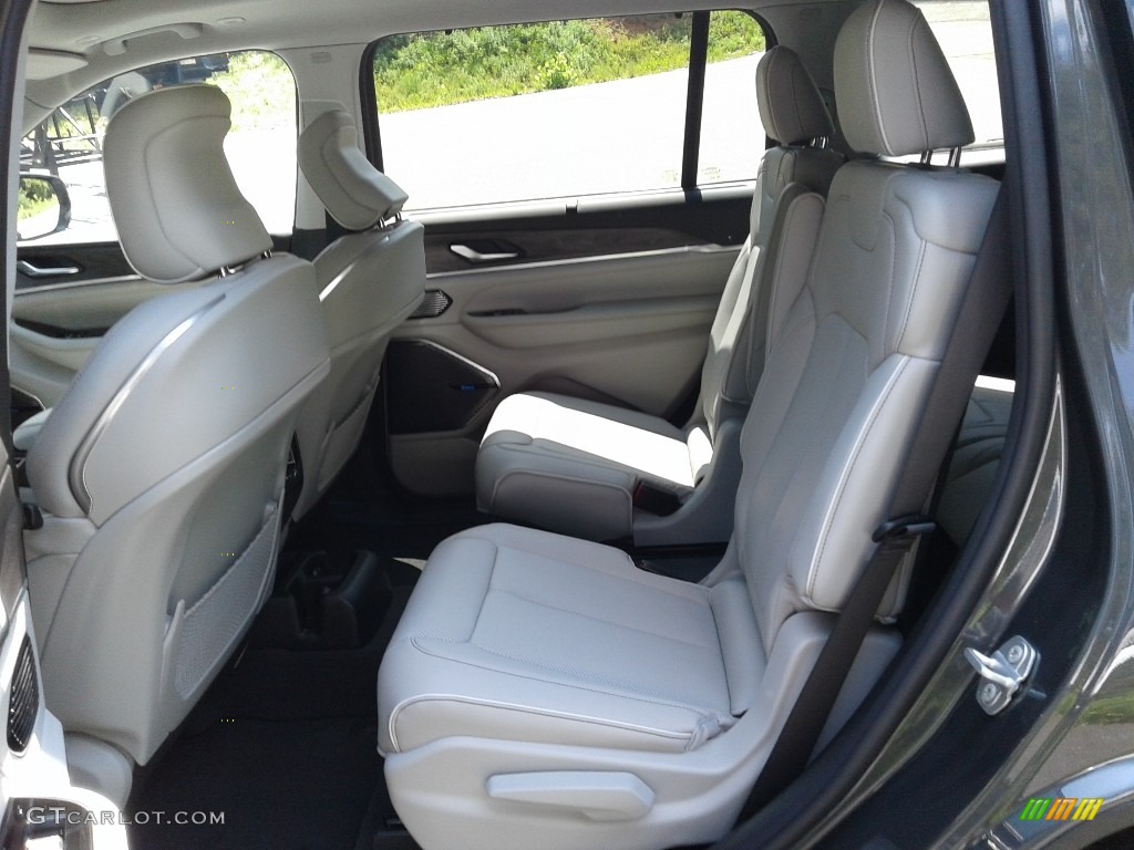 2021 Jeep Grand Cherokee L Overland 4x4 Rear Seat Photo #142619785