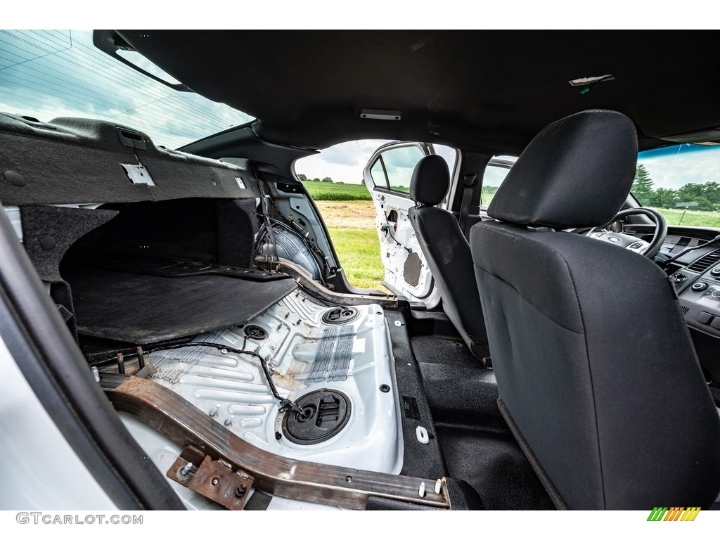 2013 Taurus Police Interceptor AWD - Oxford White / Charcoal Black photo #23
