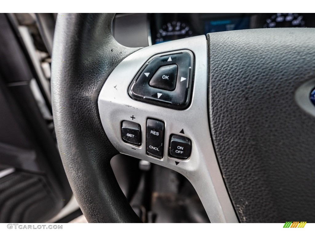 2013 Taurus Police Interceptor AWD - Oxford White / Charcoal Black photo #32