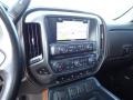 2018 Chevrolet Silverado 2500HD LTZ Crew Cab 4x4 Controls