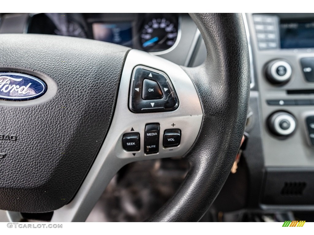 2013 Taurus Police Interceptor AWD - Oxford White / Charcoal Black photo #33