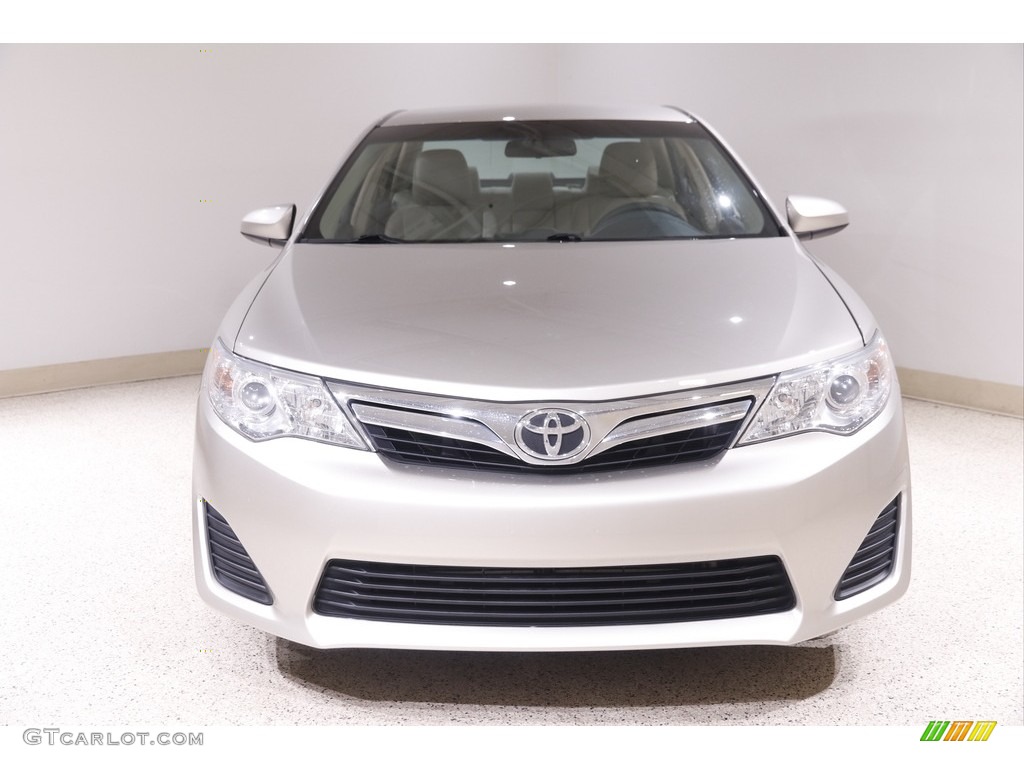 2014 Camry LE - Creme Brulee Metallic / Ivory photo #2