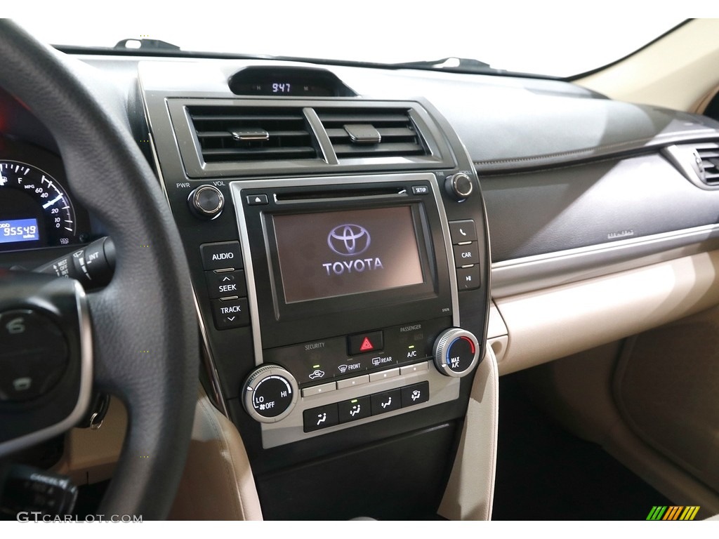 2014 Camry LE - Creme Brulee Metallic / Ivory photo #9