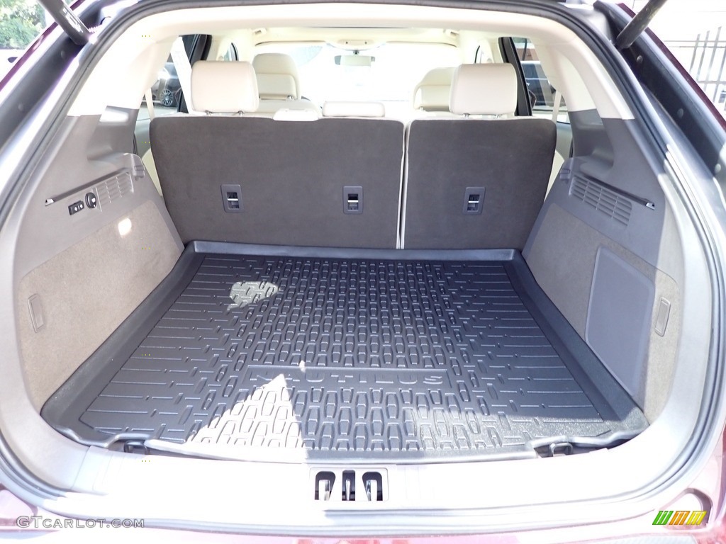 2019 Lincoln Nautilus Reserve AWD Trunk Photo #142624558