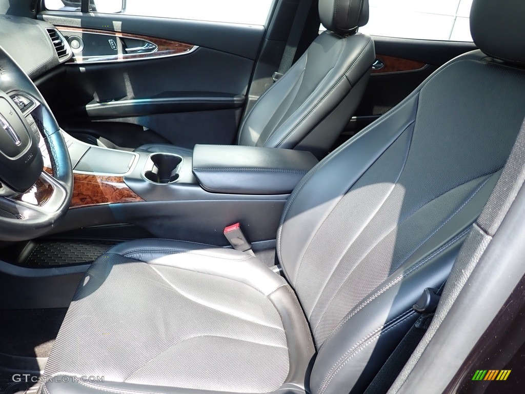 2020 Lincoln Nautilus Reserve AWD Front Seat Photo #142624765