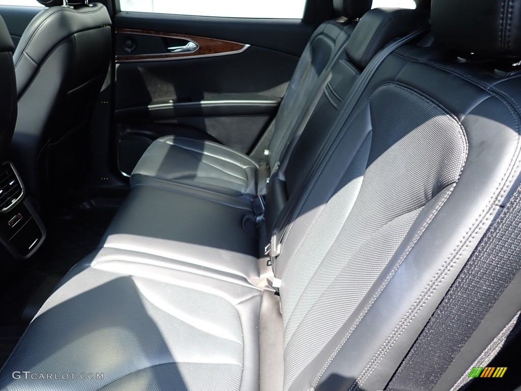 Ebony Interior 2020 Lincoln Nautilus Reserve AWD Photo #142624771