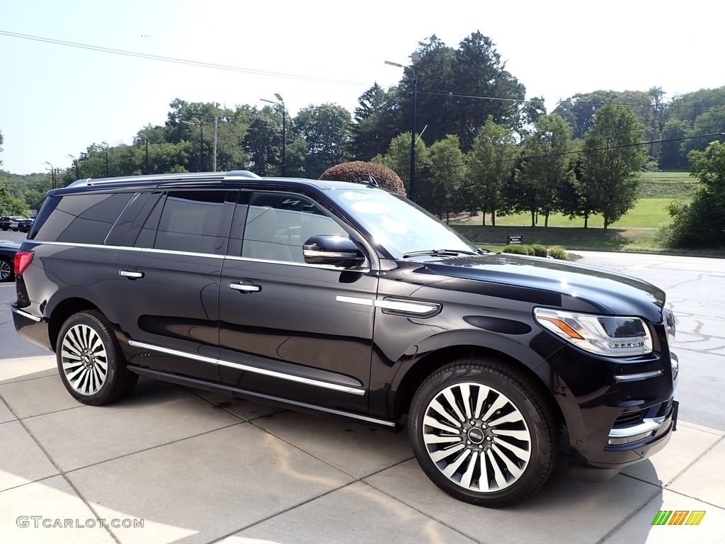 Infinite Black Metallic 2019 Lincoln Navigator L Reserve 4x4 Exterior Photo #142624861