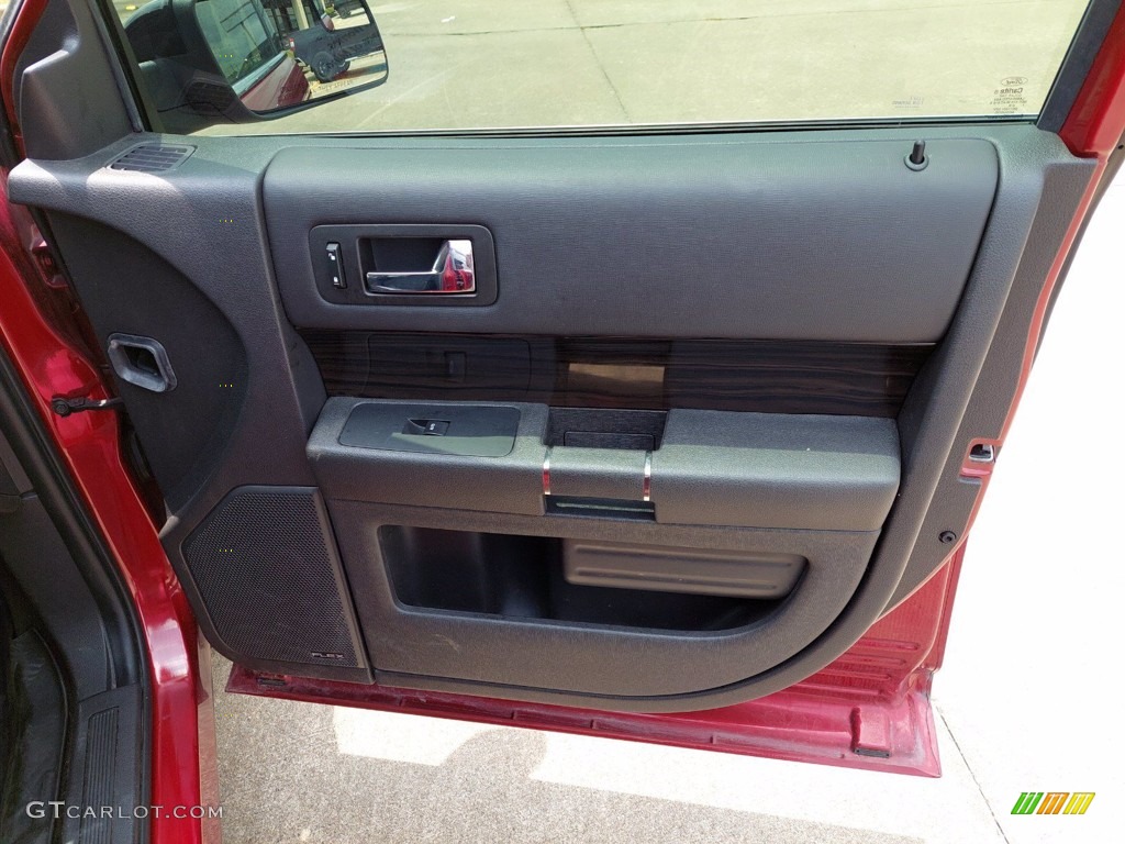 2018 Ford Flex SEL Charcoal Black Door Panel Photo #142627625