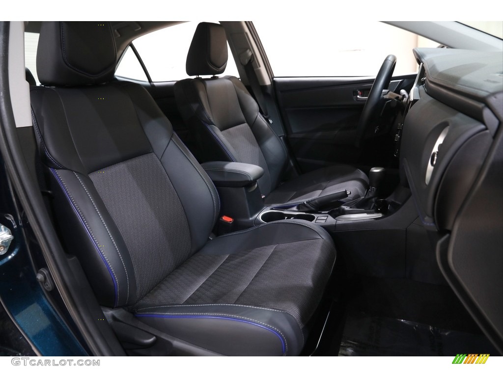 2018 Corolla SE - Galactic Aqua Mica / Black photo #13