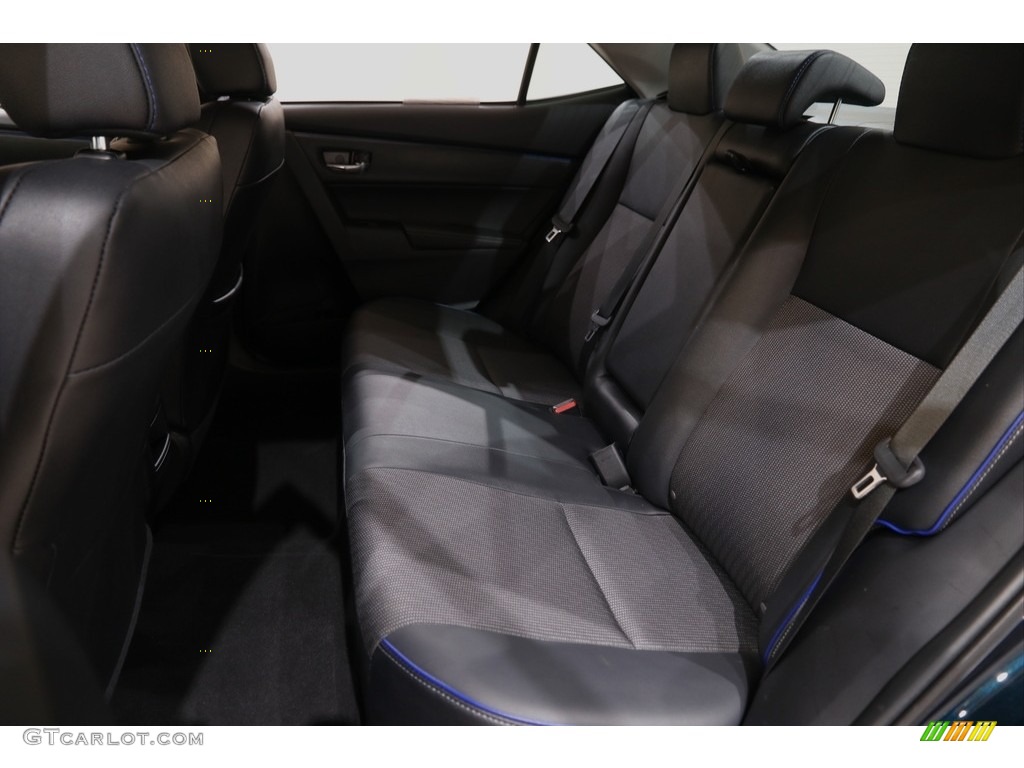 2018 Corolla SE - Galactic Aqua Mica / Black photo #15