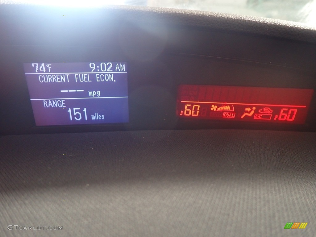 2010 MAZDA3 s Grand Touring 4 Door - Liquid Silver Metallic / Black photo #27
