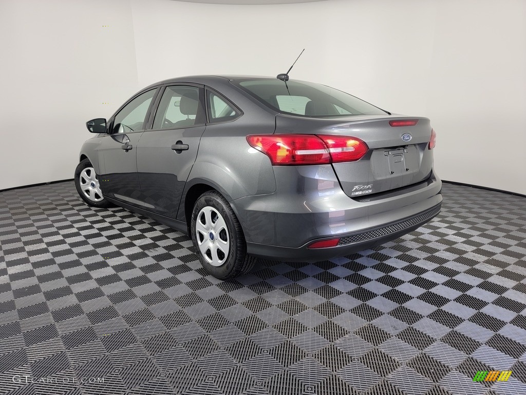 2017 Focus S Sedan - Magnetic / Charcoal Black photo #7