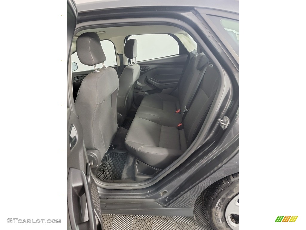 2017 Focus S Sedan - Magnetic / Charcoal Black photo #25