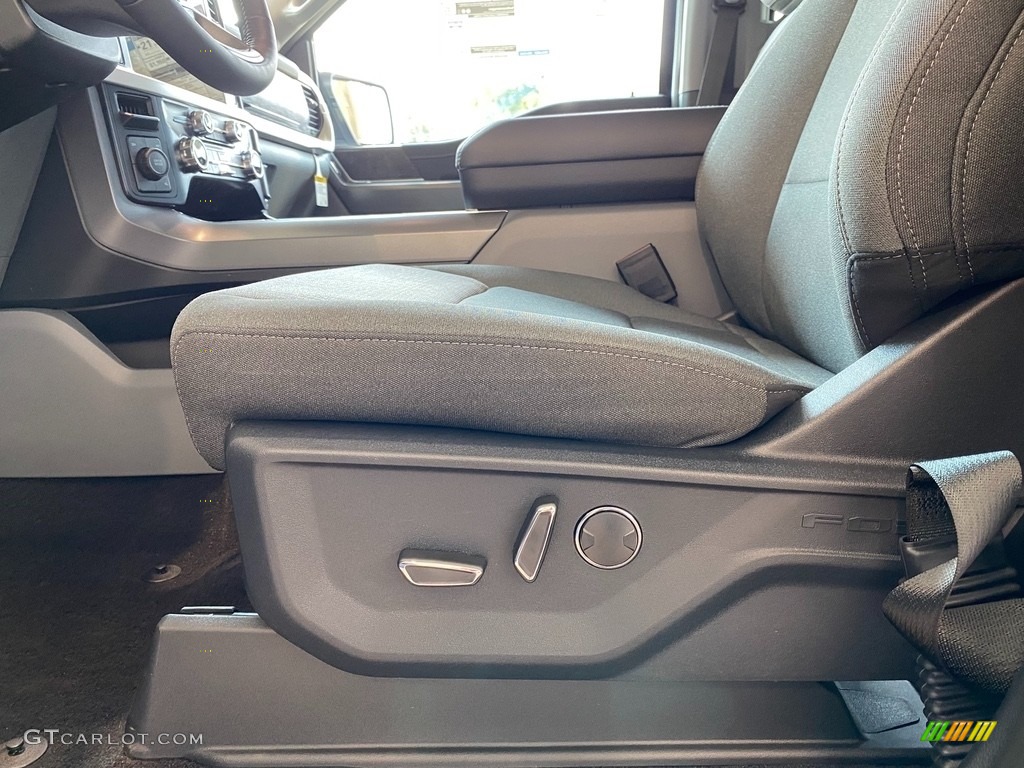 2021 Ford F150 XLT SuperCrew 4x4 Front Seat Photo #142634858
