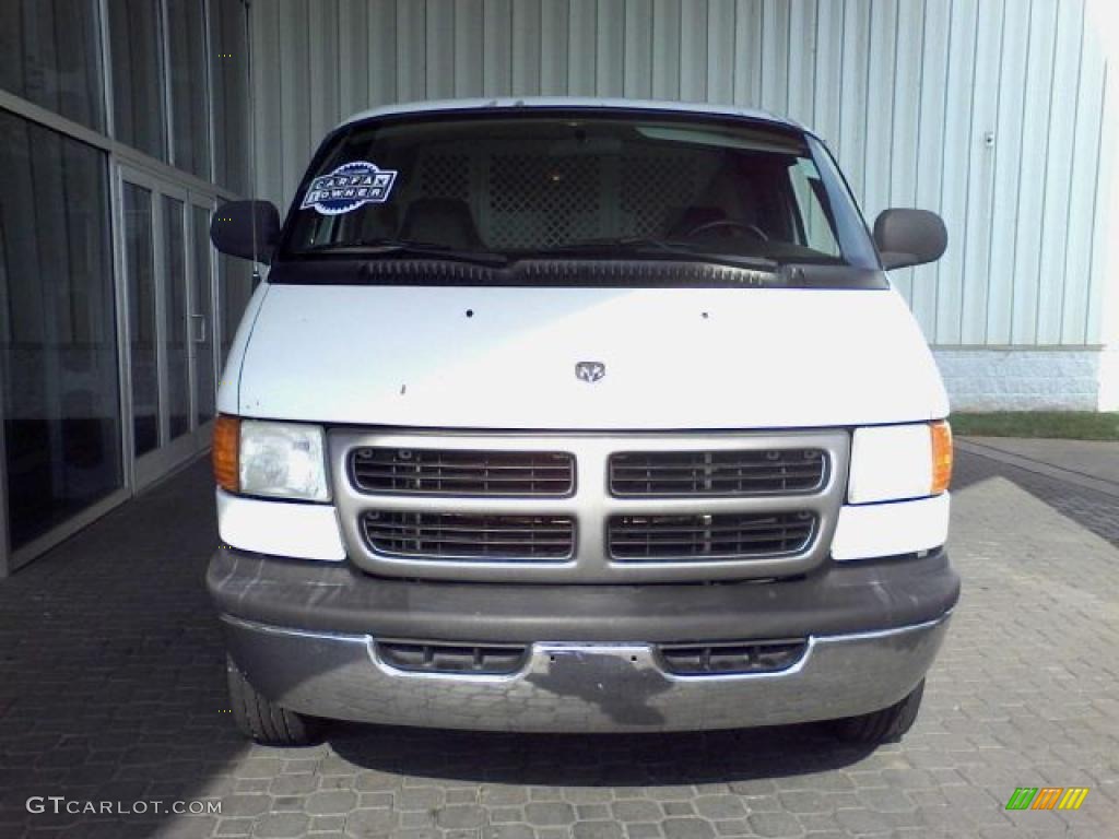 2003 Ram Van 1500 Commercial - Bright White / Dark Slate Gray photo #2