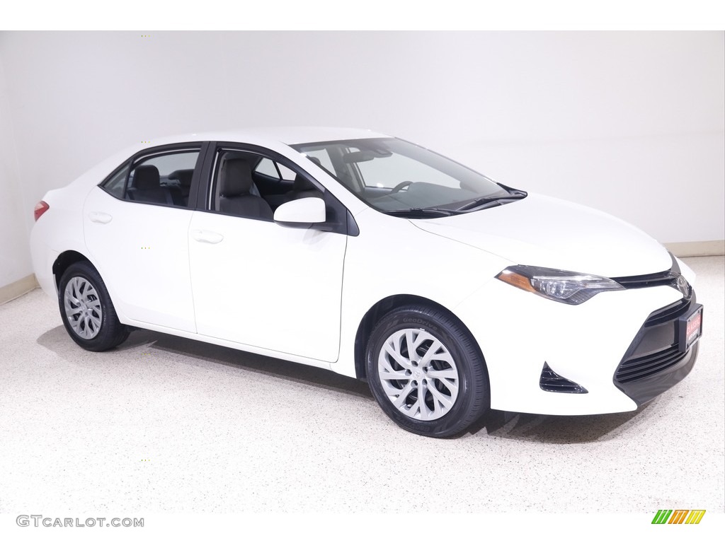 2018 Corolla LE - Super White / Ash/Dark Gray photo #1